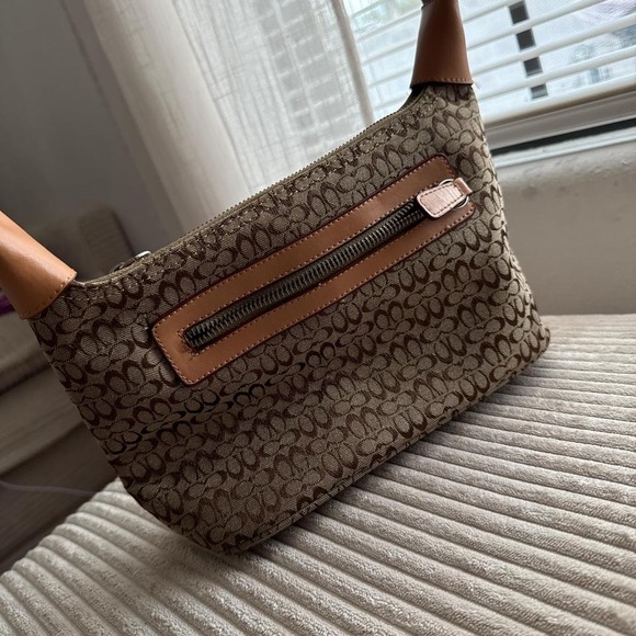 Coach signature demi baguette brown and tan shoulder bag - Picture 2 of 6